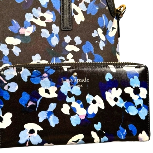 KATE SPADE floral multi-compartment multi-zip purse large wallet card holder - Picture 3 of 17